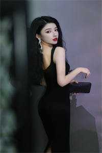 弹幕逼我当恶女