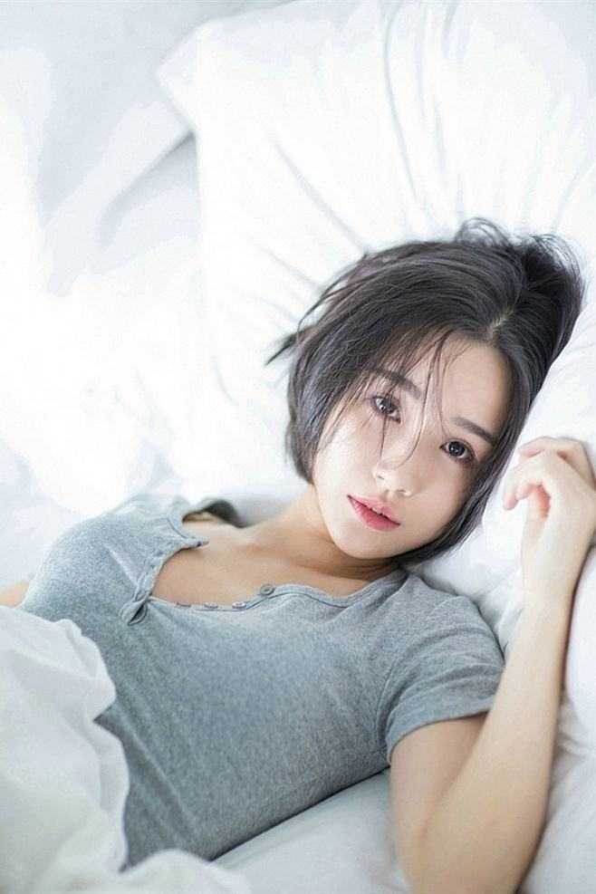 妹妹被当成赌注注射受精卵，我让她点天灯跟到底