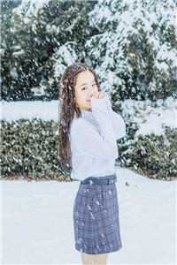 姣姣明月