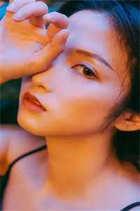 重生后，她亲手把团长未婚夫让给离婚初恋