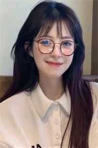 桃花依然笑春风