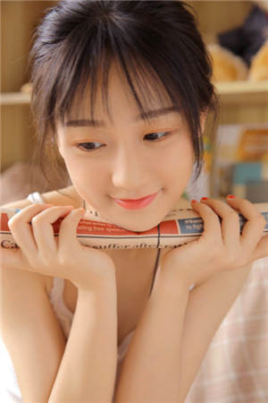 未婚夫功成名就后让我做妾，我转身嫁给天子