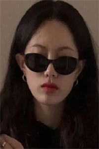 供妹妹上大学后，她杀了全村人