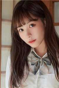 订婚宴上，女友和前任发来亲密相片