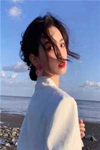 罚我在人间呆满六十年后，我变成老太婆帝君疯了