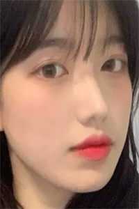 男朋友出轨后，才发现我竟是首富千金