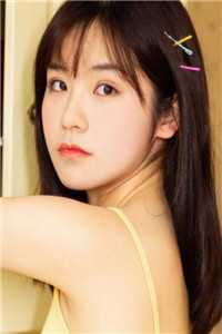 妻子纵容助理在我们婚礼放她私房照，我选择离婚