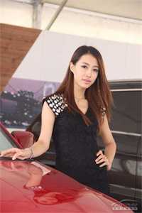 新婚夜，她逃婚只为前男友的母亲守灵