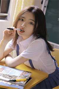 未婚夫被女总裁开盲盒后，我闪婚董事长