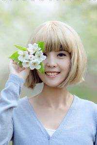 未婚夫与旧念庙会相拥，我祝他们天作之合
