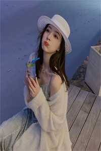 月明千里不相逢