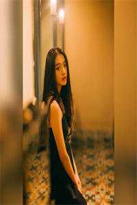 双穿越后夫君扶青楼女上位，我抓阄和乞儿私奔