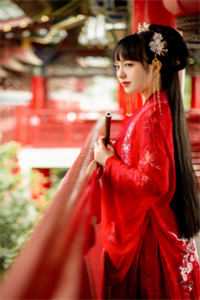 老公装穷养寡嫂，我携女离婚分家产
