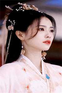 妾女绝色：清冷权臣求她宠爱