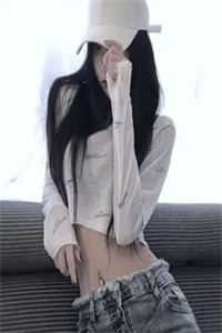 女儿拍照被前男友掌掴，我反手包下迪士尼