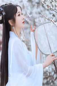 男友和小青梅接吻后，我不要他了