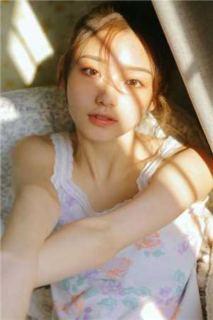 夫君服下绝情蛊后，我万蛊称王他悔疯