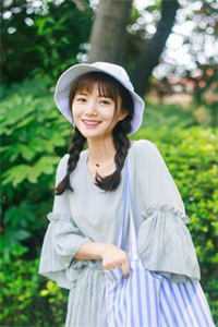 恨意难消，爱如雨下