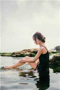 开局大日真经，校花女鬼被炼化