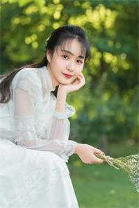 夫君联合婆母假死，我带着小姑子改嫁首富皇商