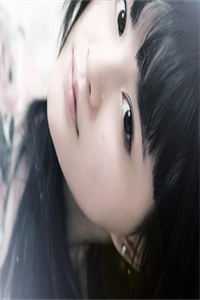 我哥女友生抢我钻石项链后